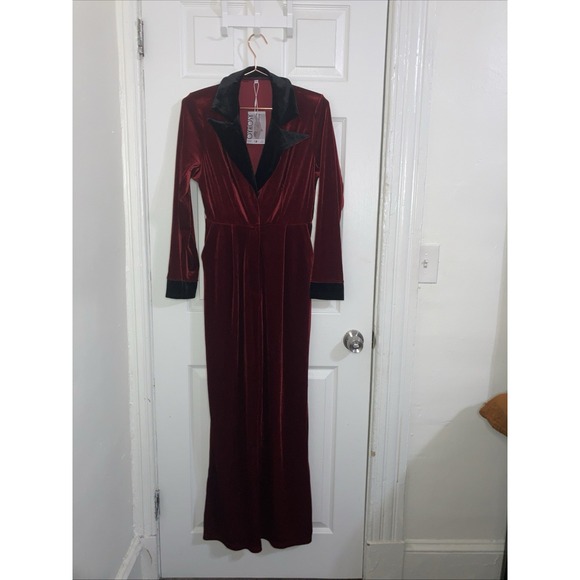Oyrosy Pants - NWT Bell Bottom‎ Jump Suit/Red w/Black Collar Sm Stretchy Velour